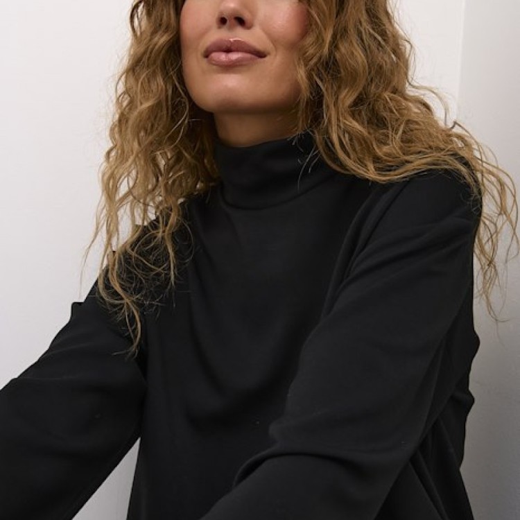 KAannika Sweatshirt